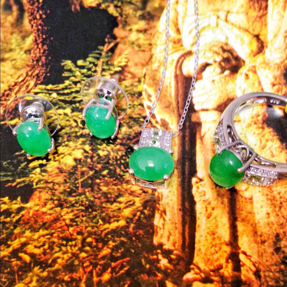 Burmese Green Jade Set